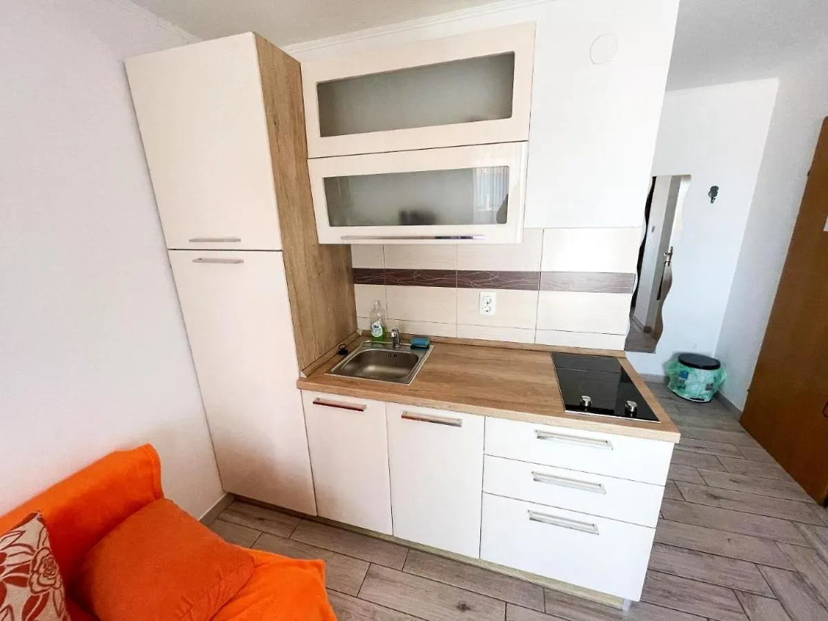 Charming Apartment In Jadranovo With Sea View 35 M² Croatia